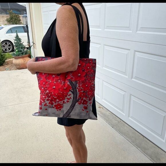 RED FLOWER TREE TOTE BAG - Picture 3 of 6